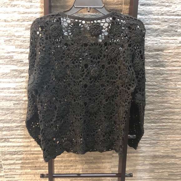 Women’s Knitted Lace Design Sweater - Picture 7 of 9